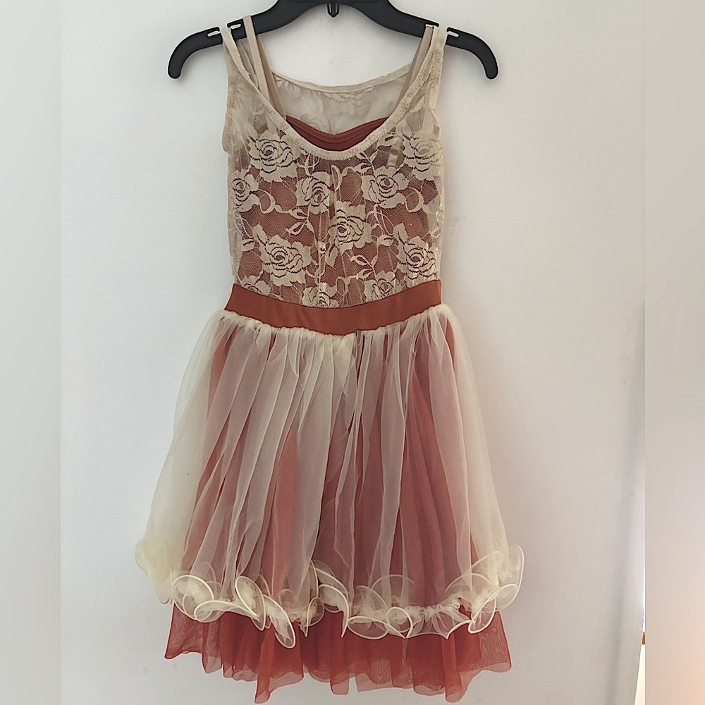 Curtain Call Leo dress - size Child Medium